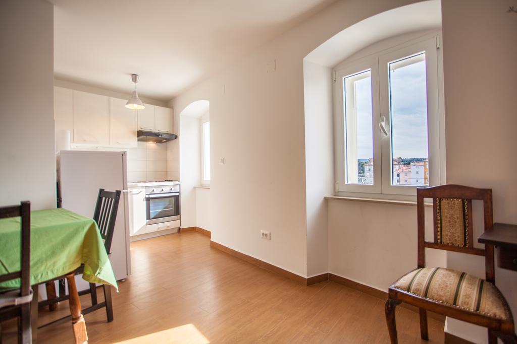 Apartment Pogled Na Luku Đảo Đảo Cres Ngoại thất bức ảnh